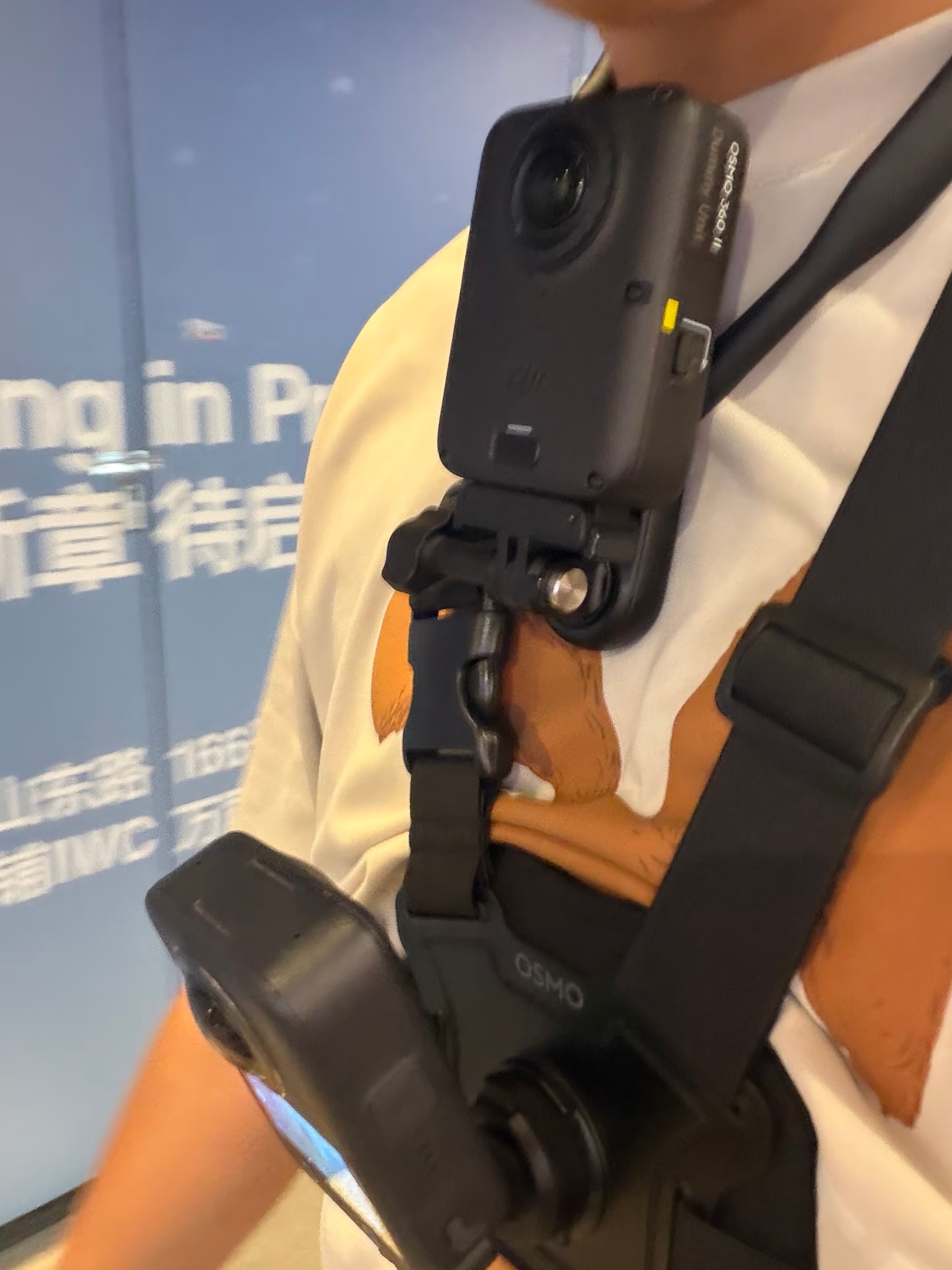 大疆osmo360二代快了一代我五月份卖掉了也不是不好用全景能拍的画面还是蛮有趣