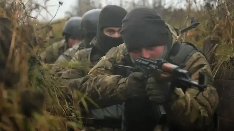 烽火问鼎计划幂谈天下俄乌局势新进展 哥伦比亚雇佣兵逃离乌军、回国守土：是怕特朗普