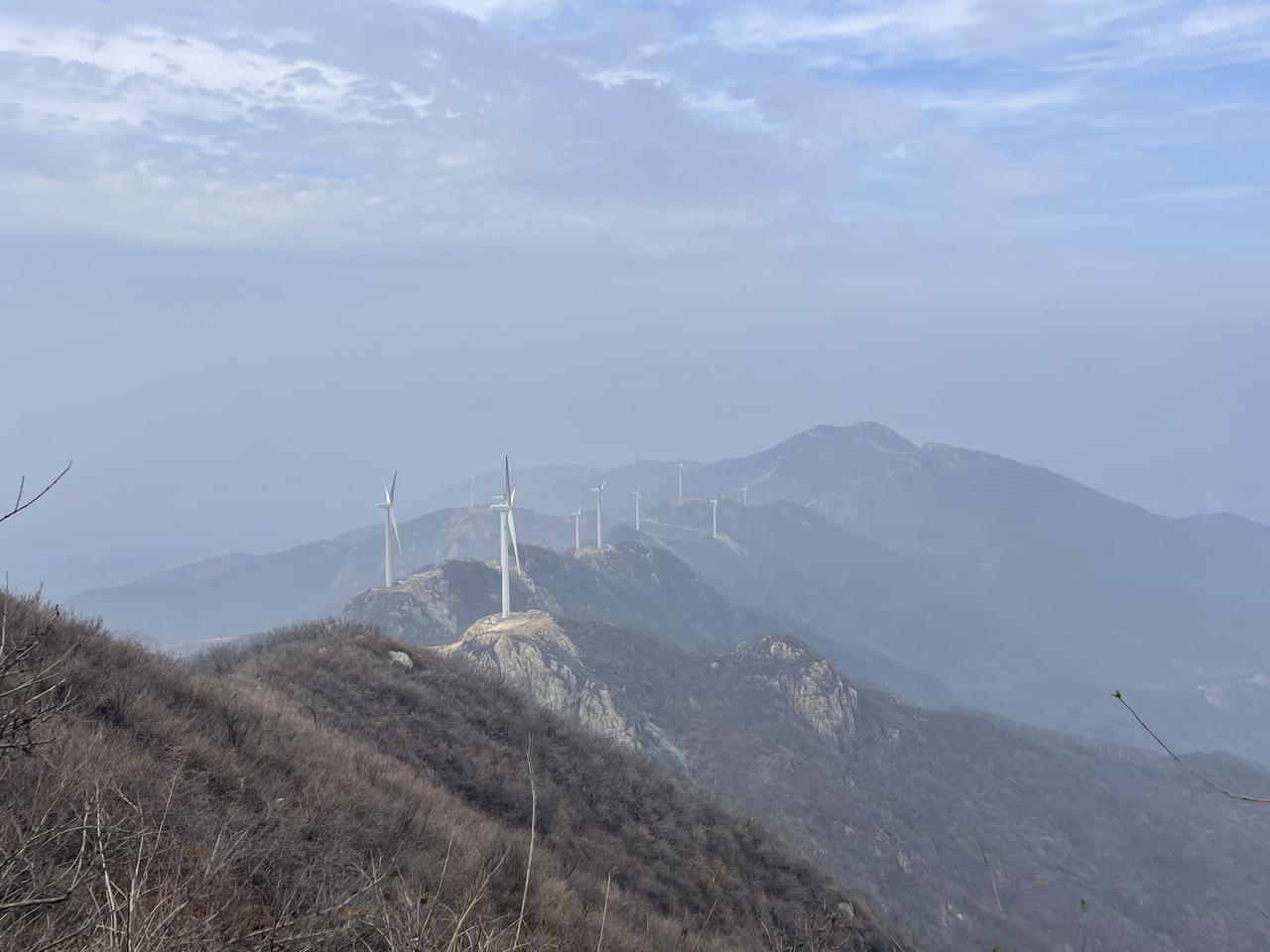 看看现在满目疮痍的世界战火纷飞，只有中国一如既往的稳定，大家有想过为什么吗？
其