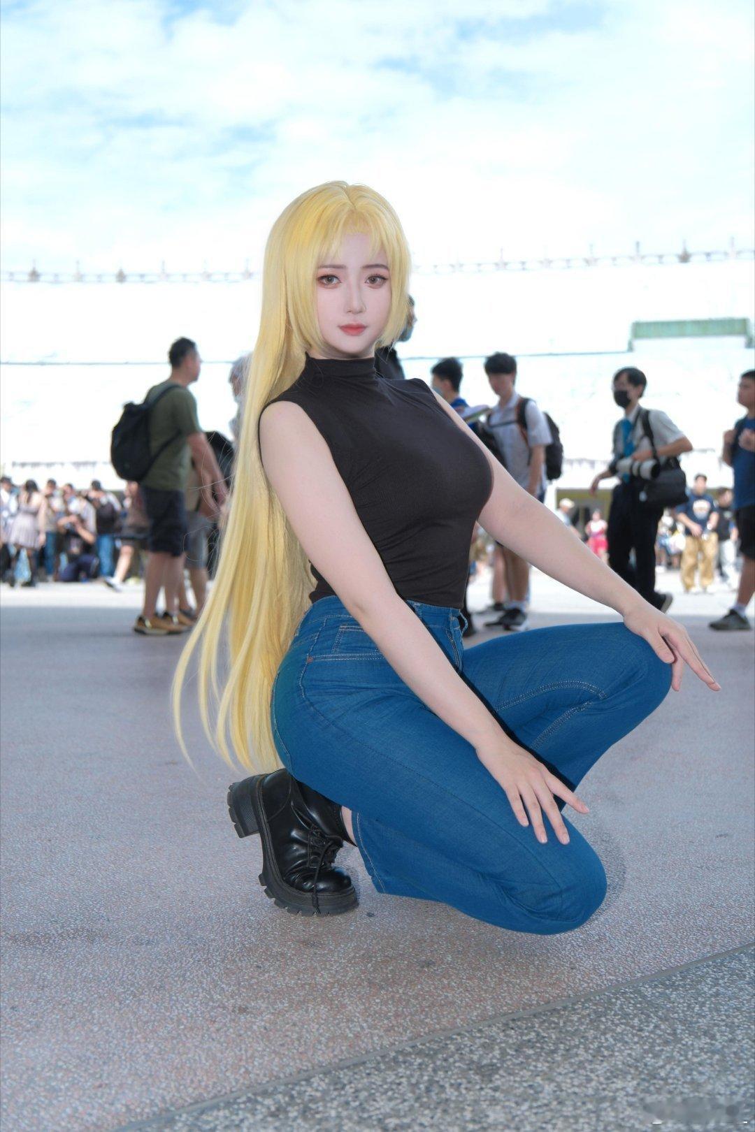 “偶尔也要把‘拯救世界’的课题放一放，比如现在——”九十九由基 📸 許淼淼九十