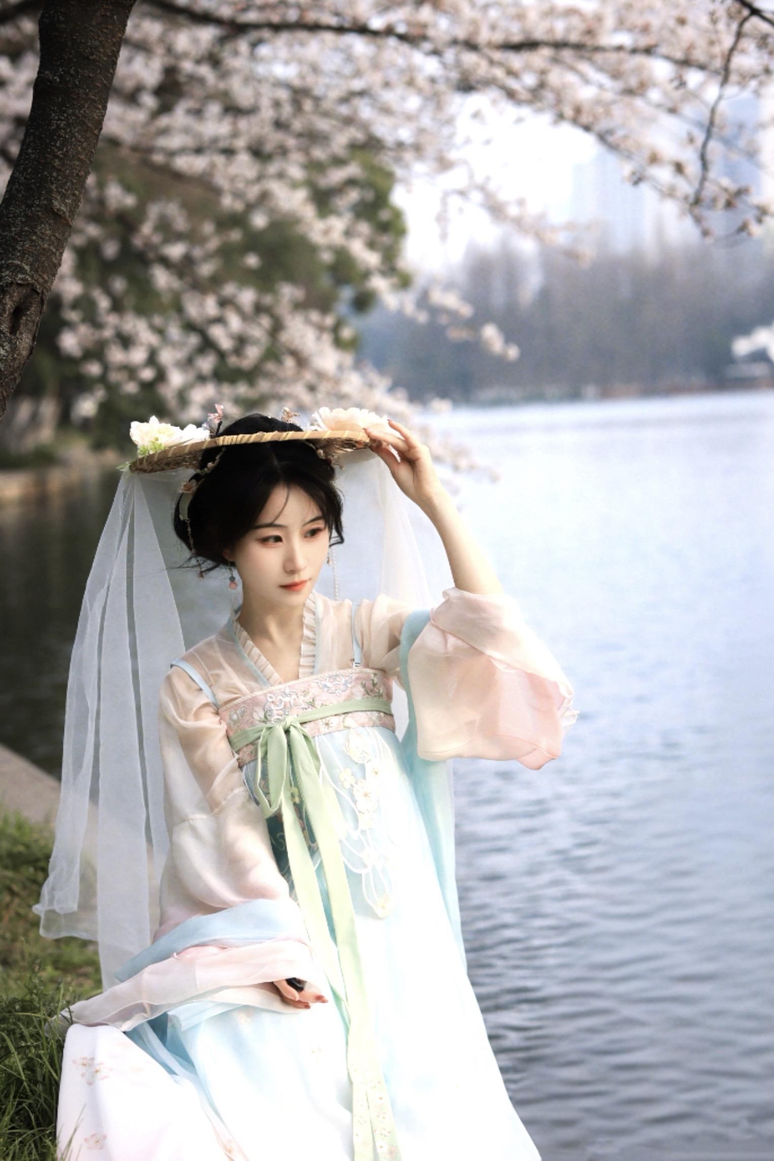 幸好还有繁花似锦 阳光明媚的春天