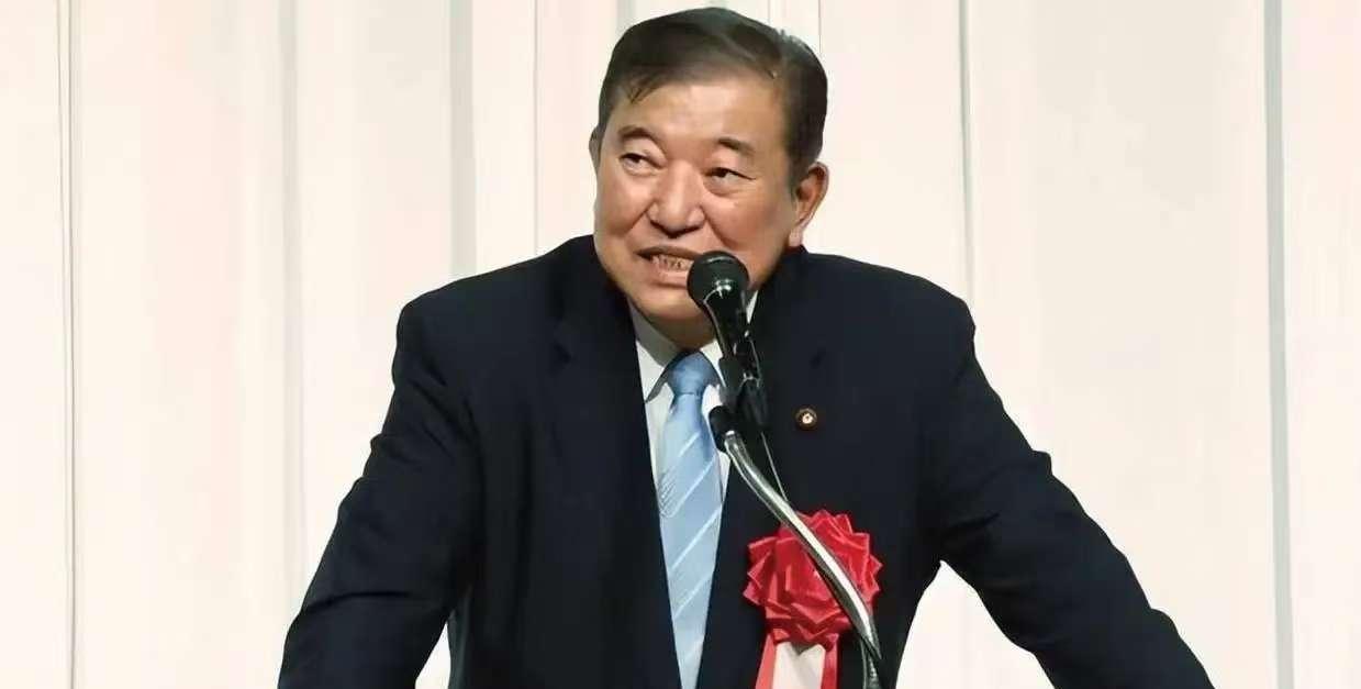 警号急传！东海话题一紧！
 
据最新报道，日本前防务负责人石破茂宣布了自己的判断