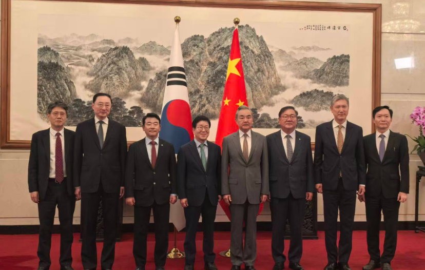 韩访华代表团收到警告，中方要求韩方果断出手：制止反华暴力行为！最近，韩国特使团透