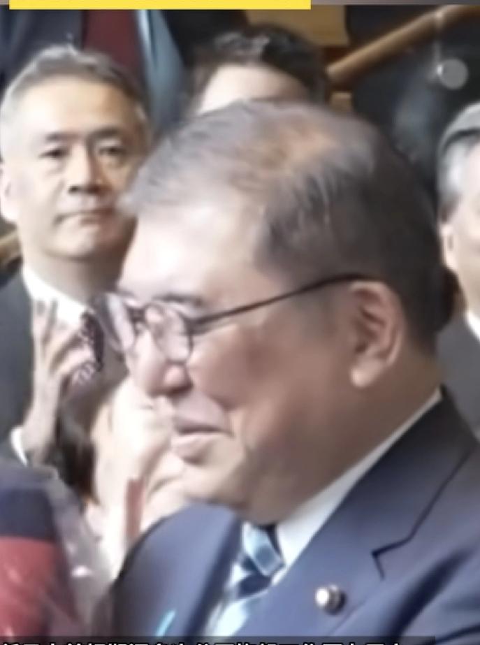 要明白，日本不想当首相的政客不是好政客，石破茂是不是玩脱了，这次是真的他下台，然