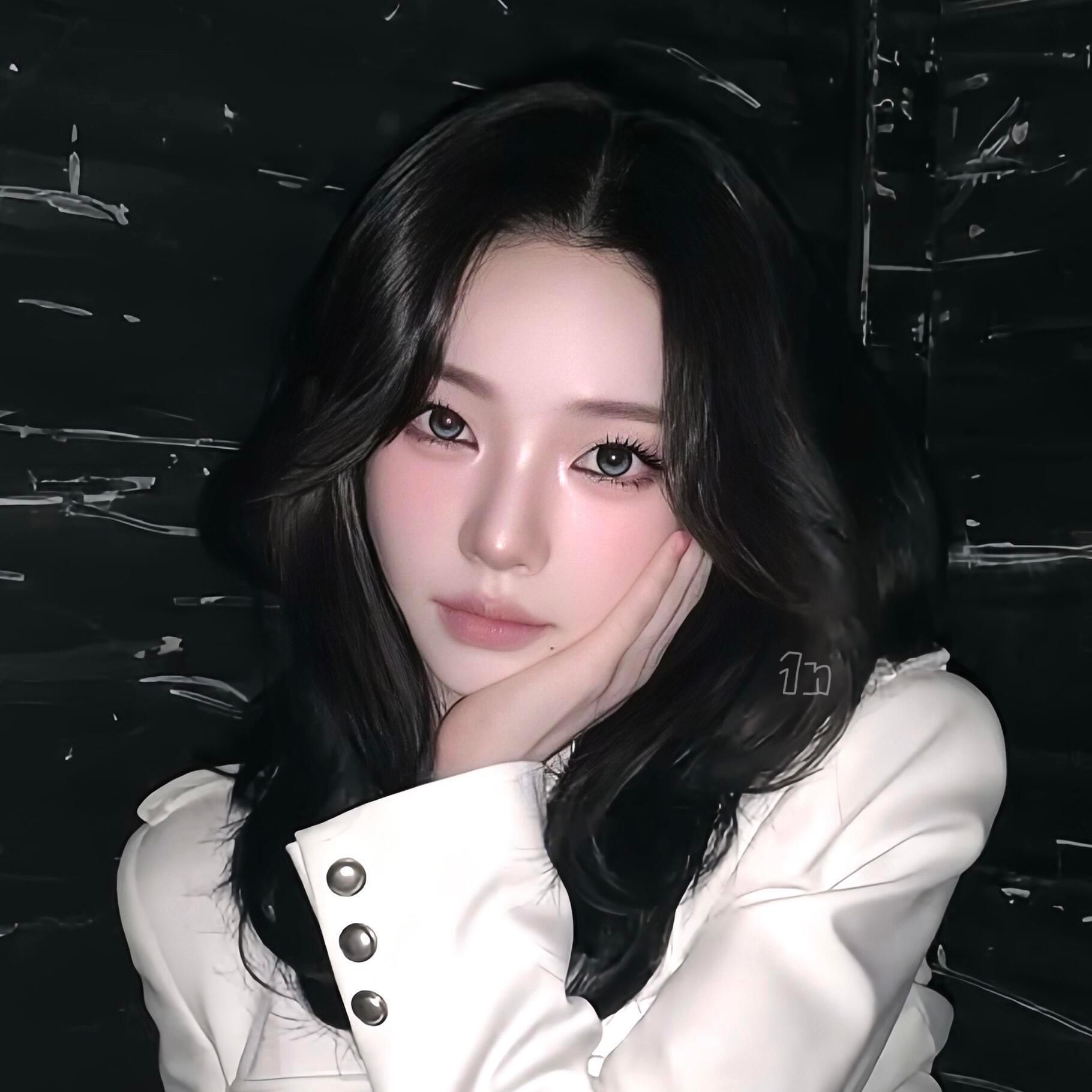 -𝐒𝐇𝐀𝐑𝐄｜柳智敏头像背景图搭配 ⸝⸝🐈⬛꙳☕◟🐾。 