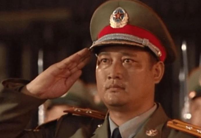 [太阳]1997年，谭善爱按照首长的要求，洪亮地喊道：“你们可以走了！”没想到，