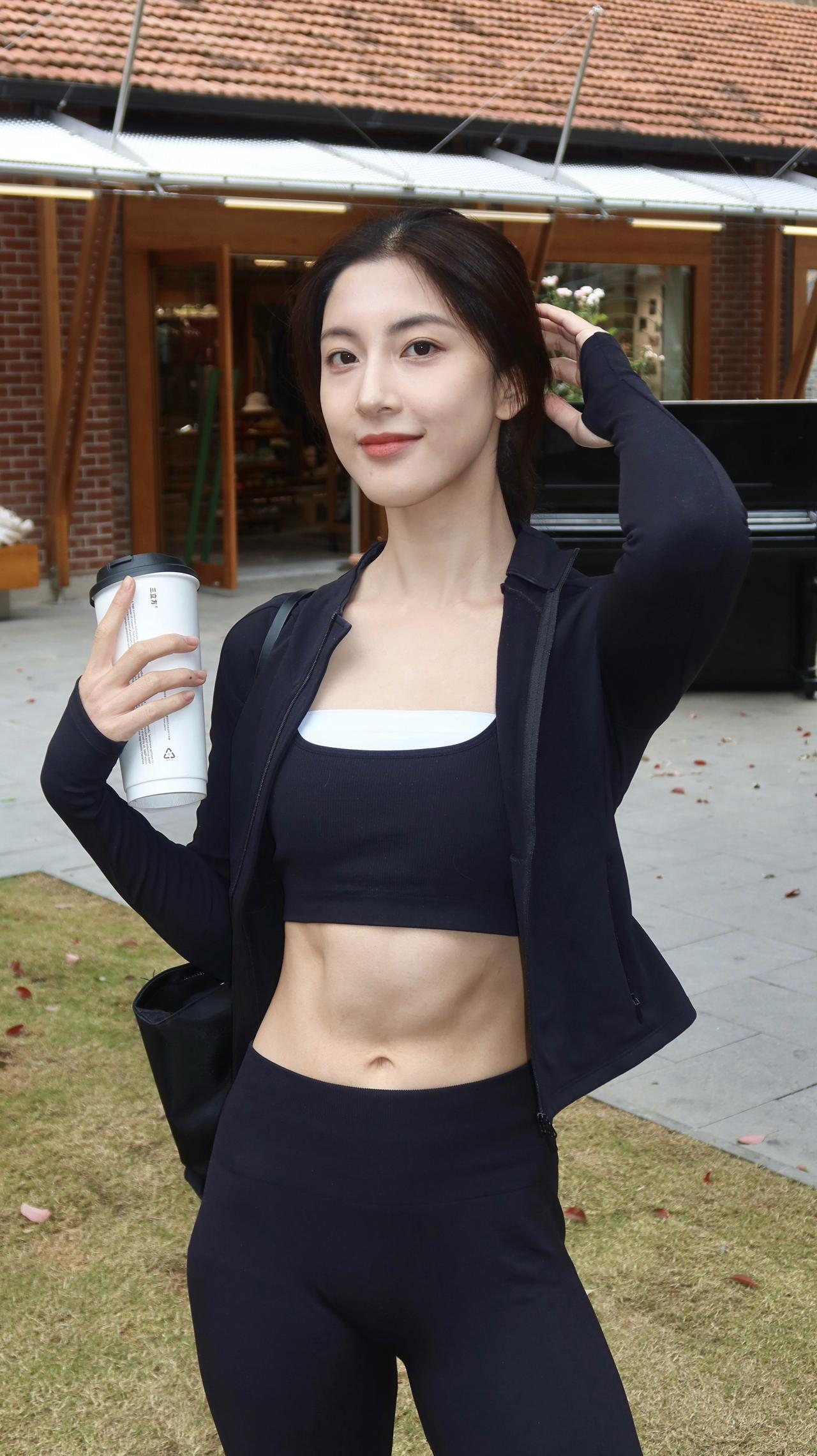 ootd 穿搭 我的日常运动女生 日常街拍