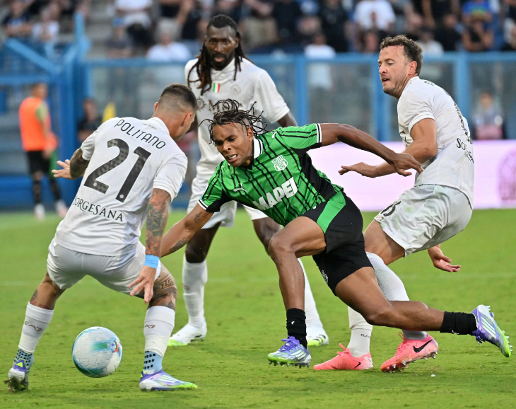 意难平卡利亚里vs萨索洛 两队谁将率先取得胜利终止颓势？机会相当好，兄弟们别掉队