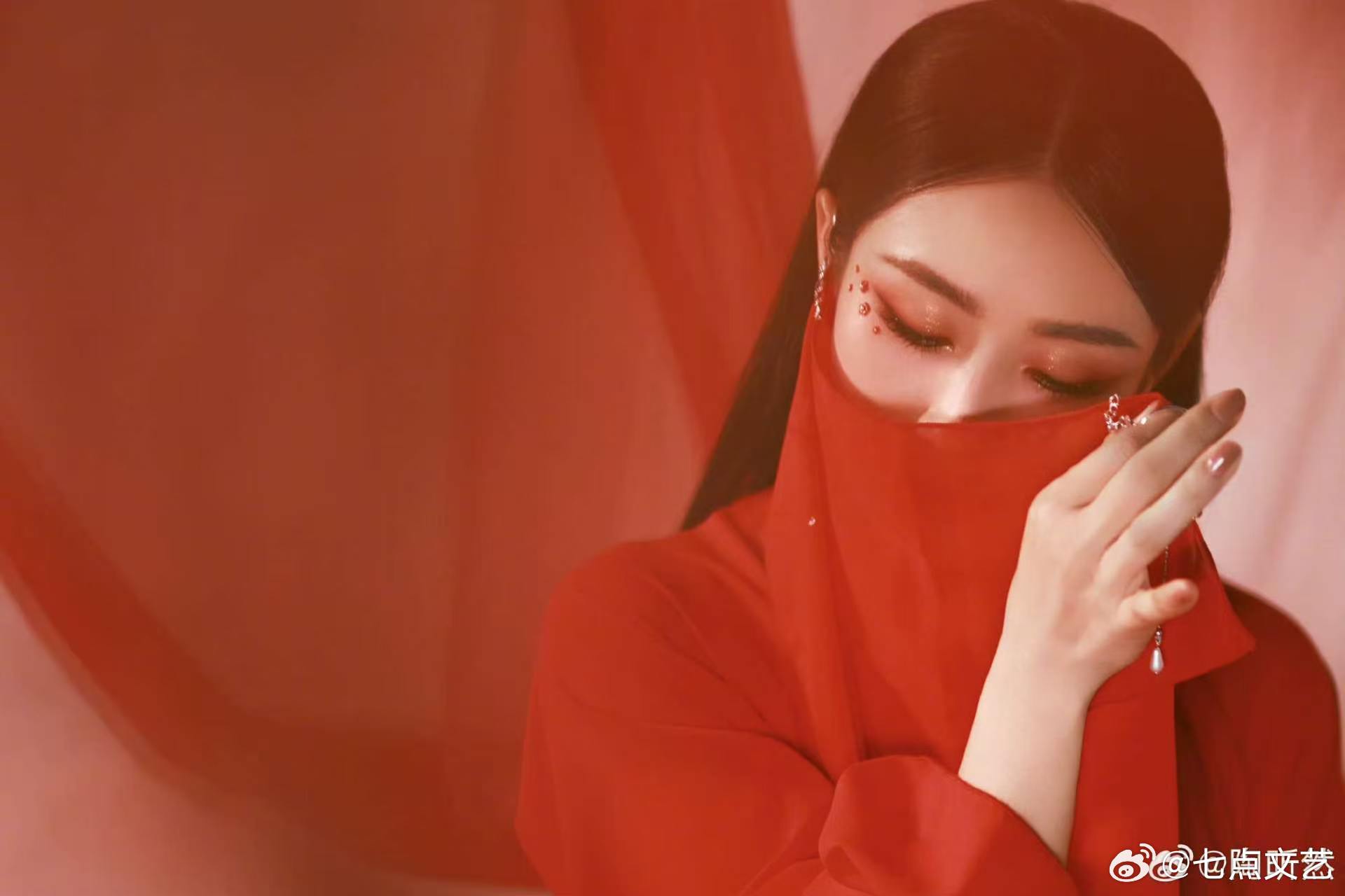 陶昕然你真的很了不起陶昕然用舞台证明自己！初舞台国风采莲尽显东方韵味，全开麦实力