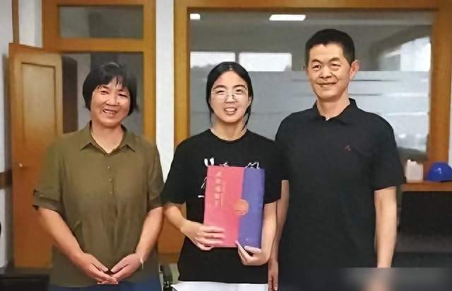 车间劳模四年默默资助寒门学子，善举终揭晓