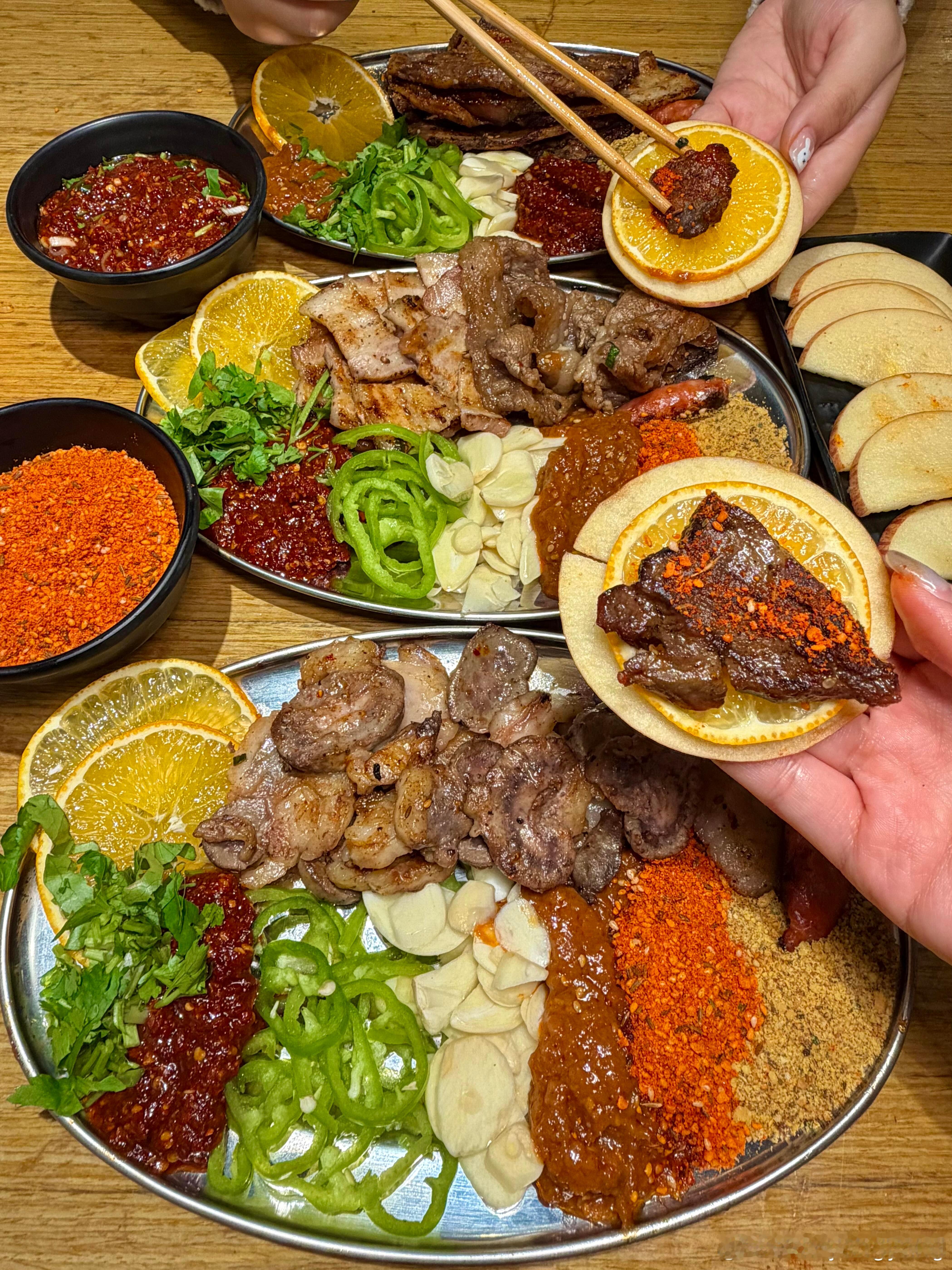 北京莲宝中路！！强烈推荐的一家泥炉烤肉店！烤肉类年度强烈推荐，距离北京西站hin