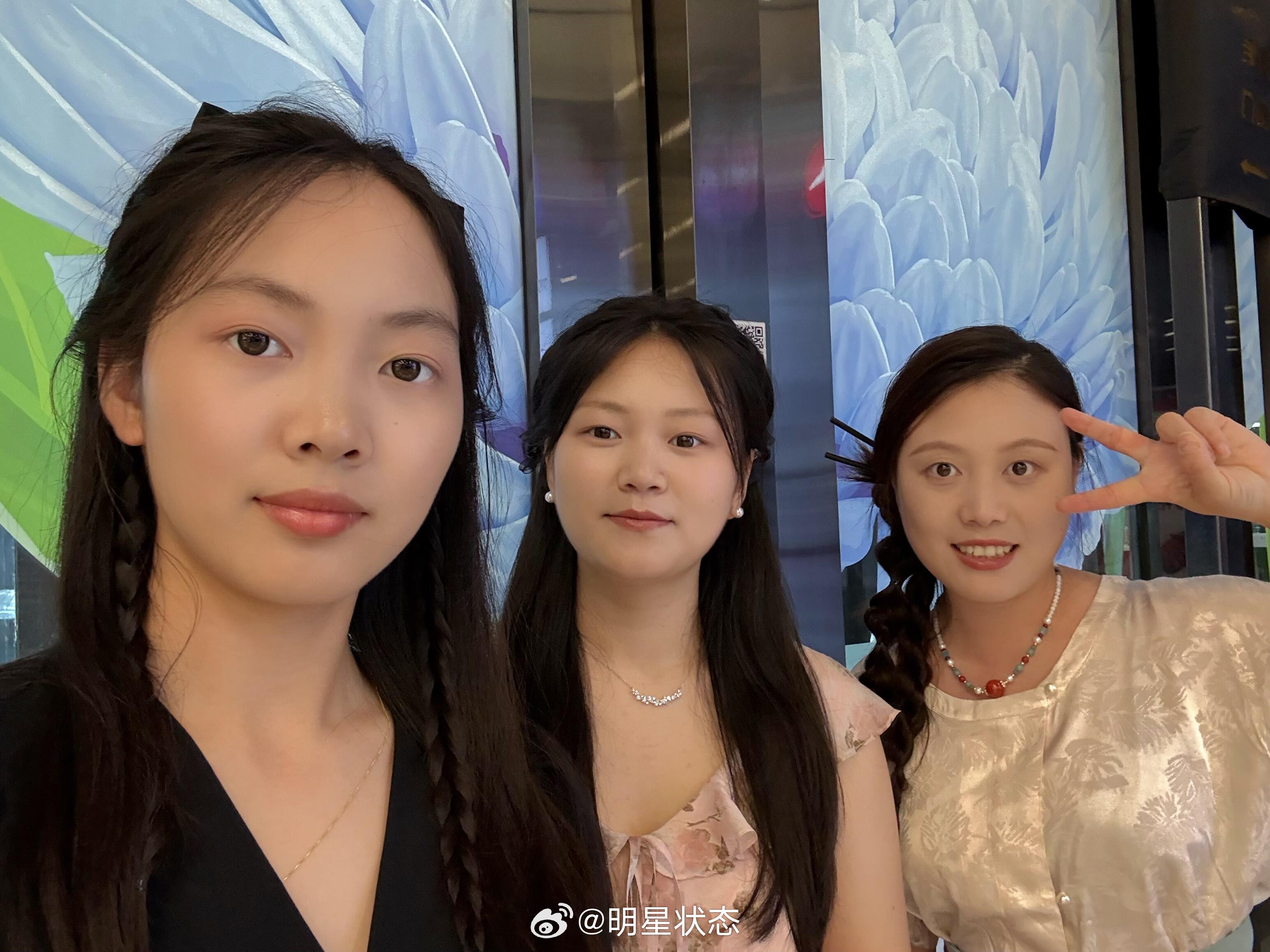 如果我们三个去相亲，你会选谁？ ​​​