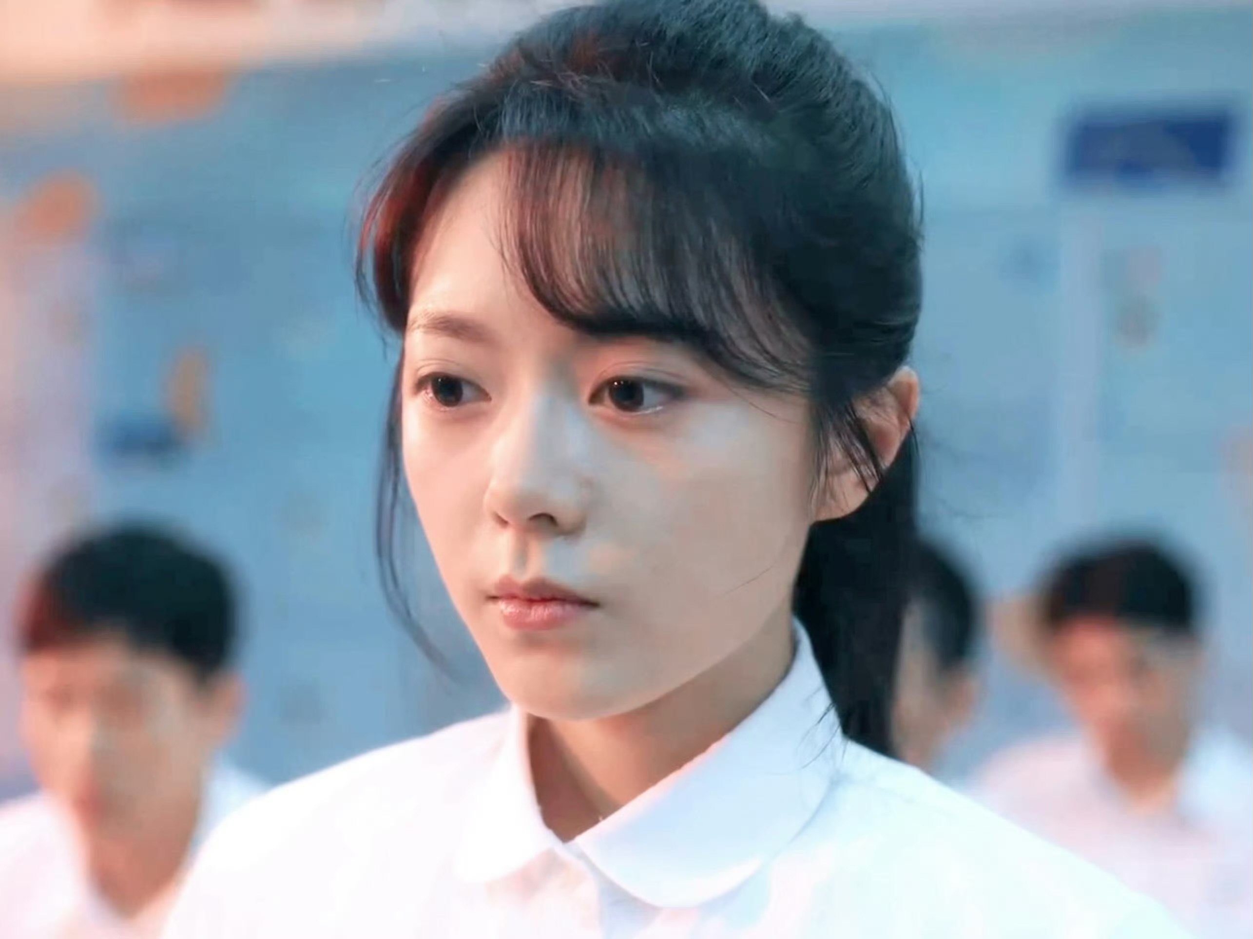 赵今麦演出了无声的生长痛赵今麦在樱桃琥珀里真的又美又让人心疼 她把青春时期的自卑