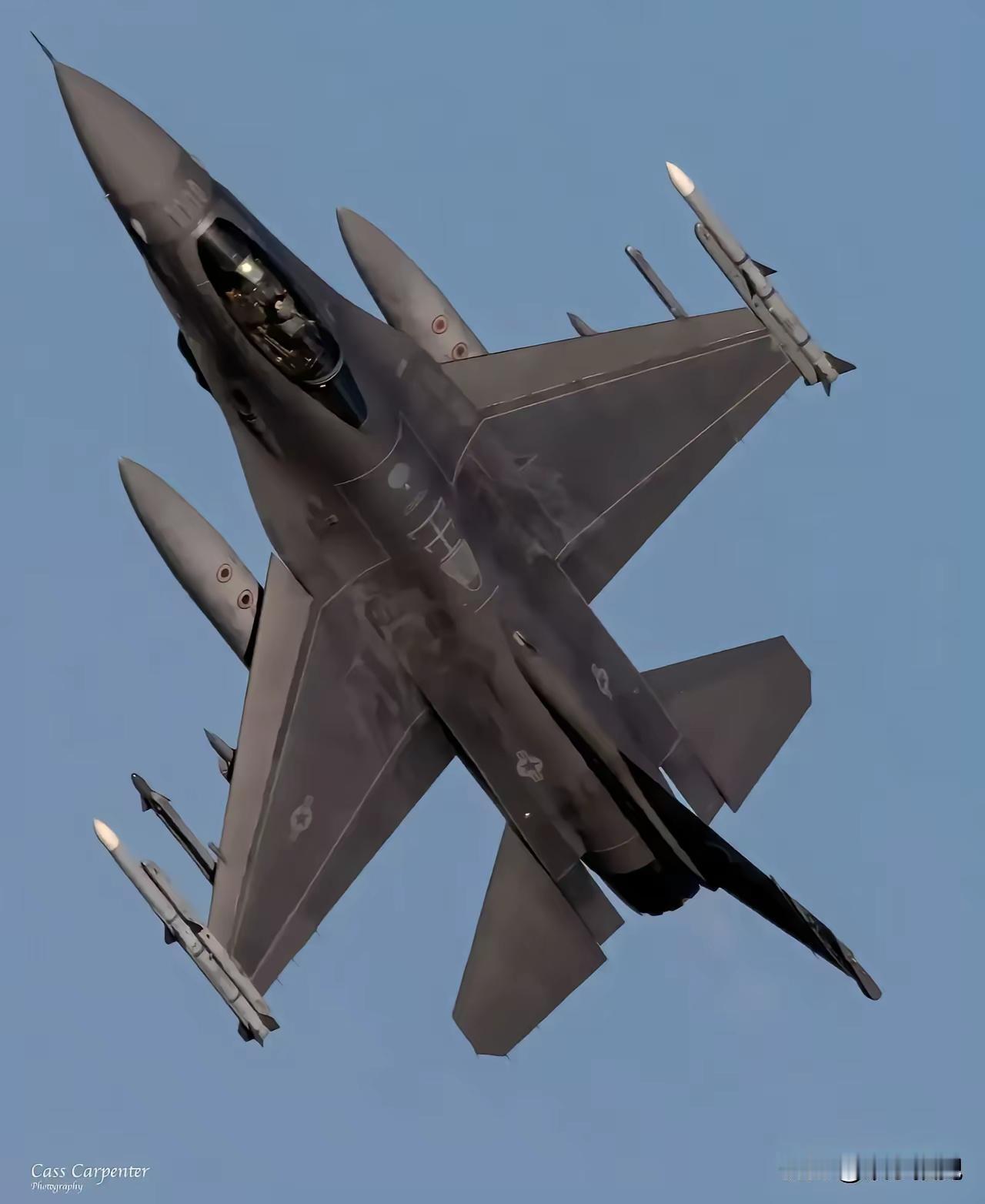 日本“核武装论”背后动机可没那么简单。日本是唯一挨过原子弹轰炸的国家，广岛和长崎