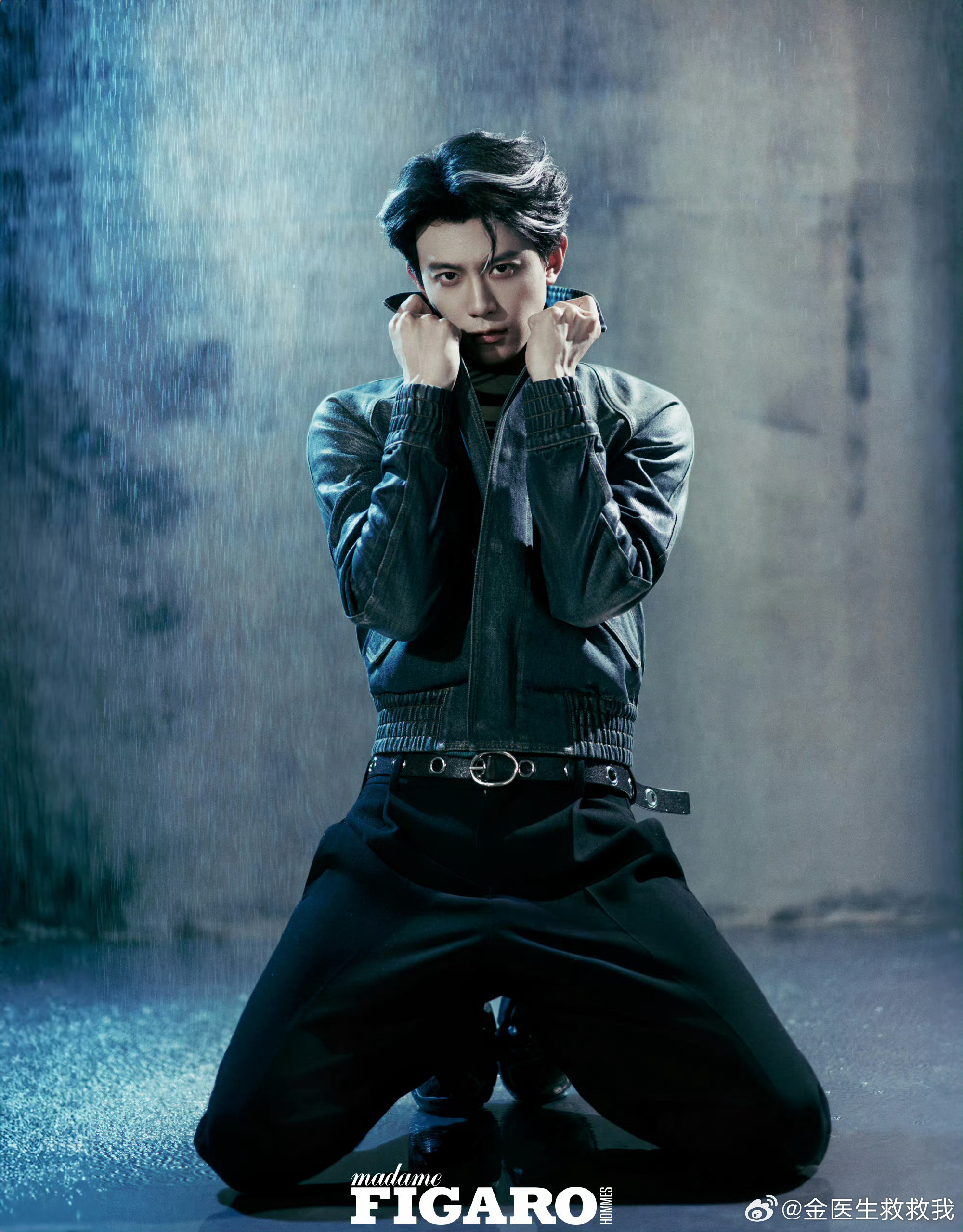 谁懂！邓凯首封白色挑染完全复刻齐旻，阴湿男鬼氛围感直接封神，清冷又带点破碎，颜值