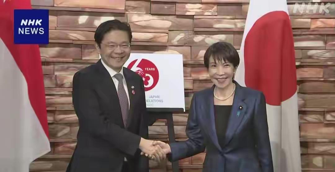 新加坡总理黄循财前脚呼吁中方放下恩怨，和日本实现和解。后脚黄循财访问日本，和日本