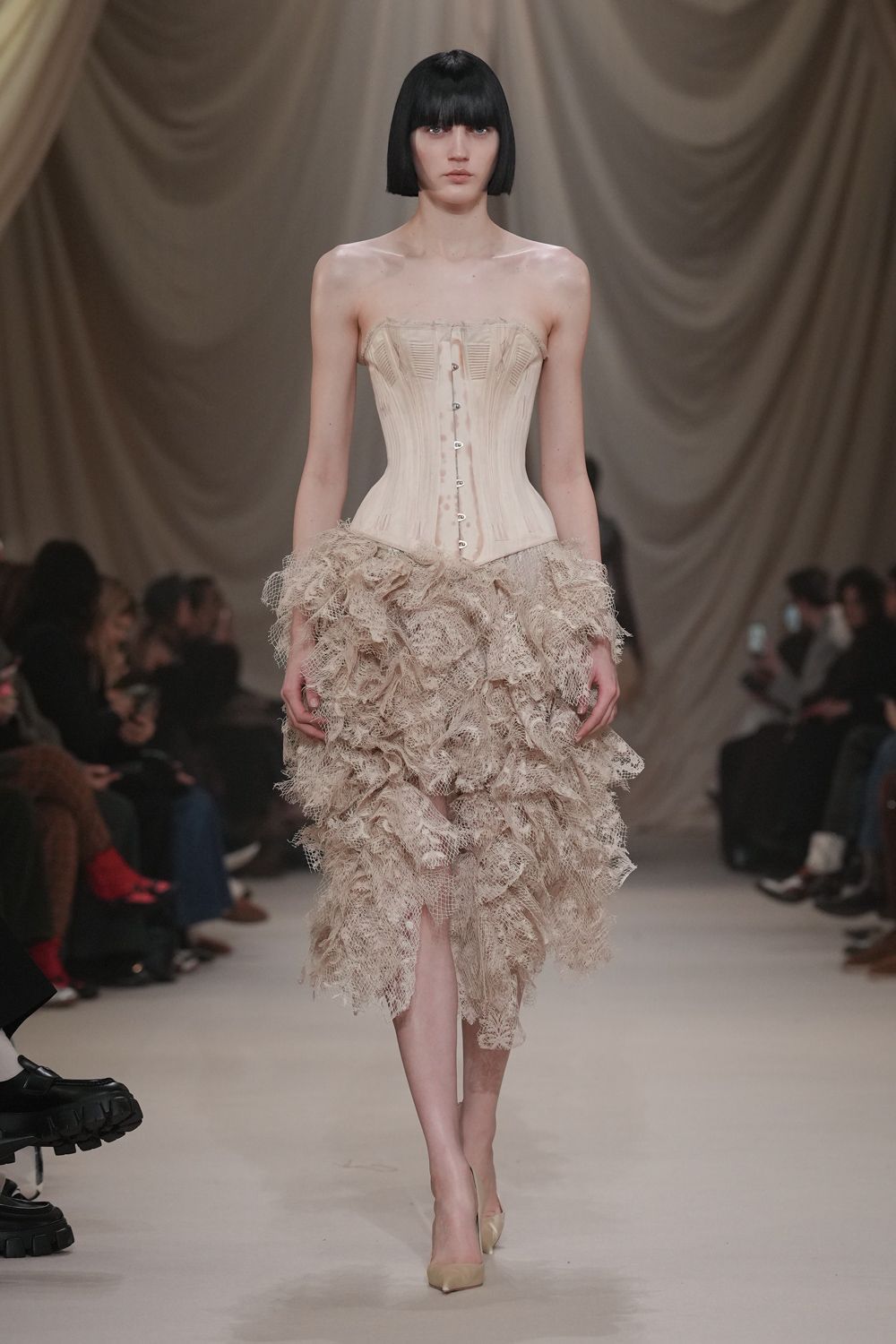 Ashi Studio S/S 2026 Haute Couture 刚柔同体的