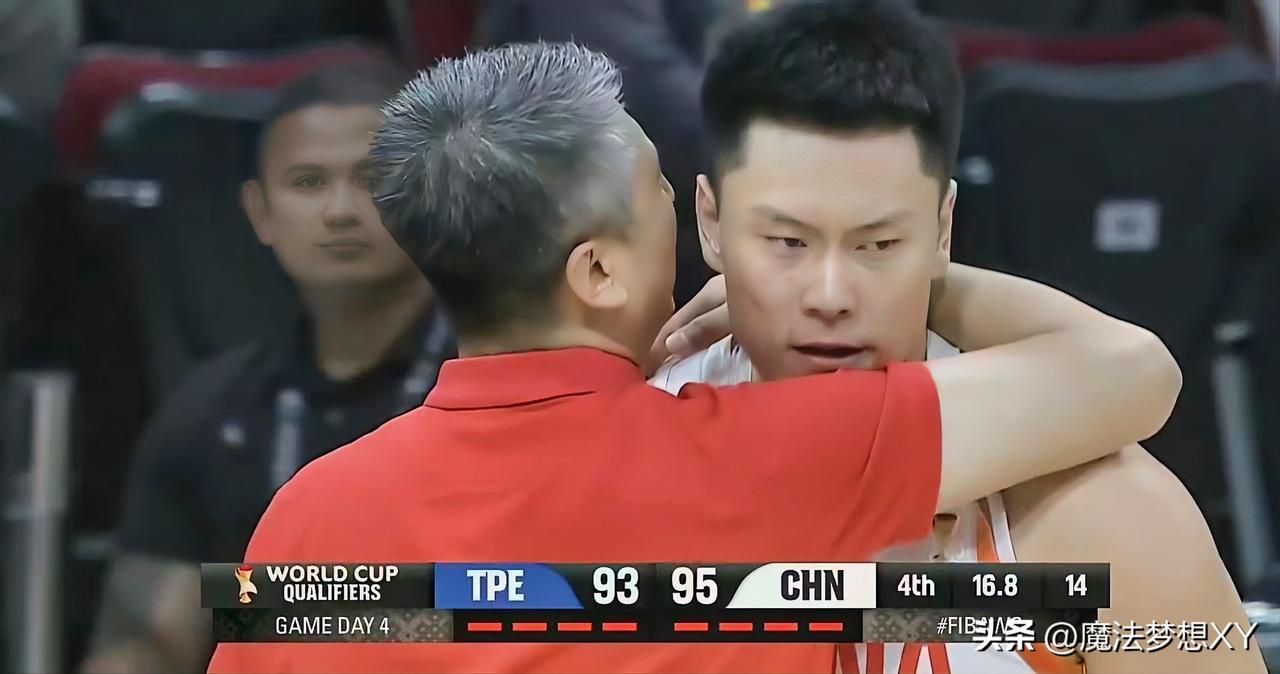 我有个直觉，
李弘权估计会是国家队的常客了，
真不是因为他的正负值高，而是
他打