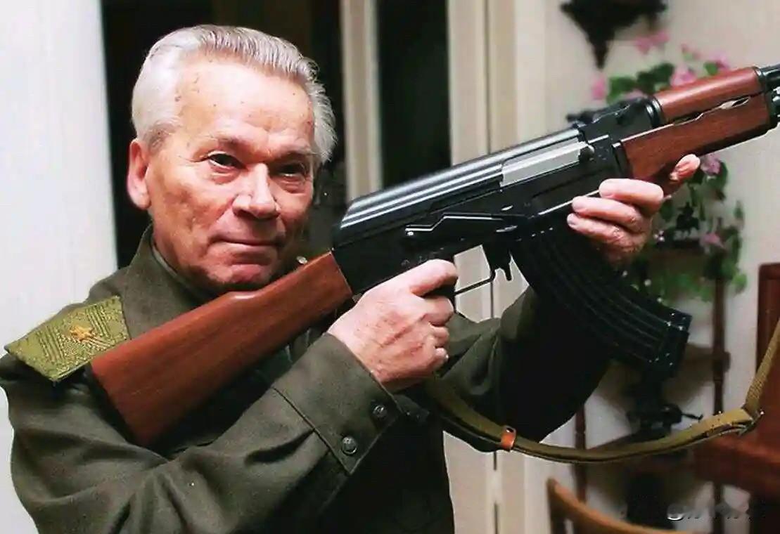 米哈伊尔·季莫费耶维奇·卡拉什尼科夫（Михаил Тимофеевич Кал