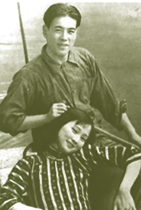 1940年，汪精卫在宴会上问唐生明“你跟戴笠关系那么好，不会是来刺杀我的吧？”唐