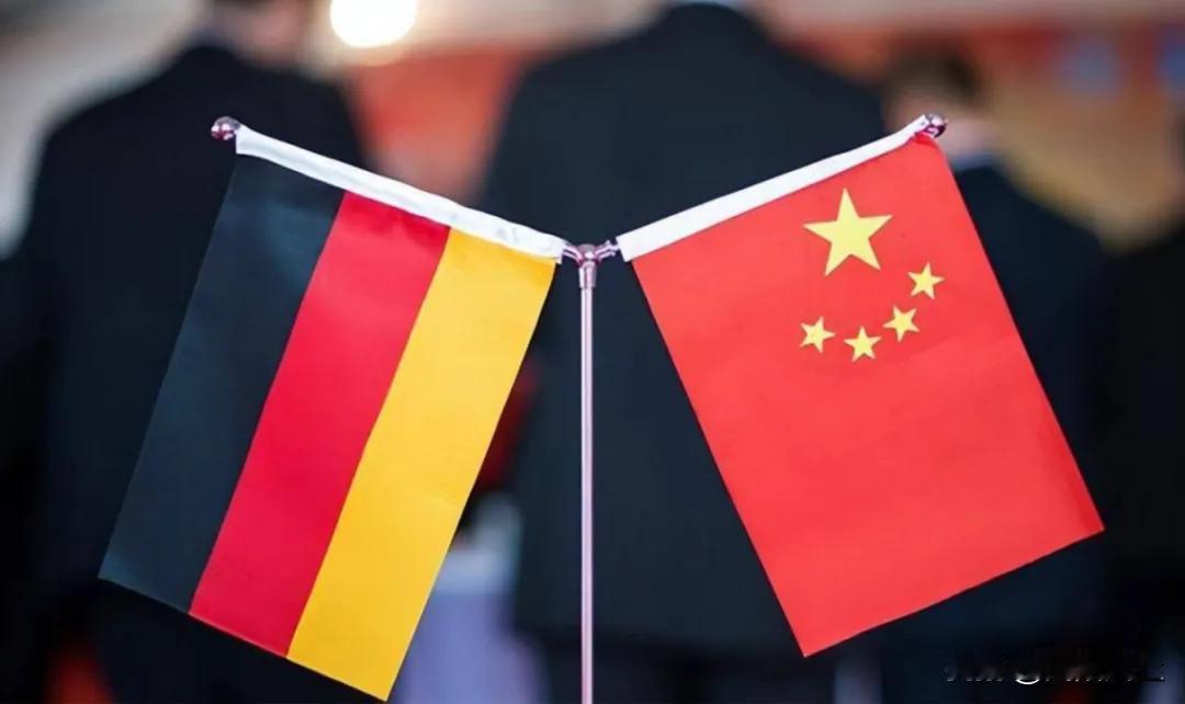 德国经济学家伊莎贝拉·韦伯表示，德国正因中国企业在国内、海外乃至中国市场蚕食其市