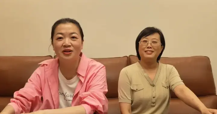 酒店满房求助文旅局，游客住进局长家