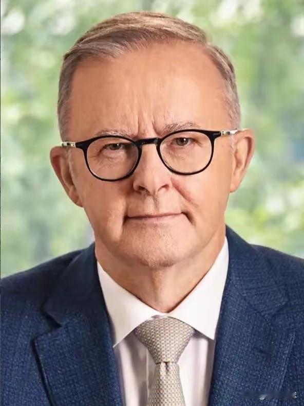 澳大利亚真是不长记性！

10月20日，澳大利亚一架P-8A军机19日非法侵入中