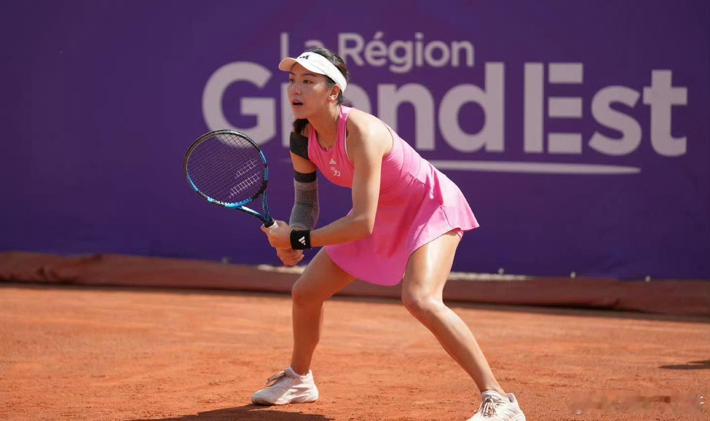 WTA250🇫🇷鲁昂站女单资格赛决胜轮🇨🇳王欣瑜2-6 6-1 6-3?