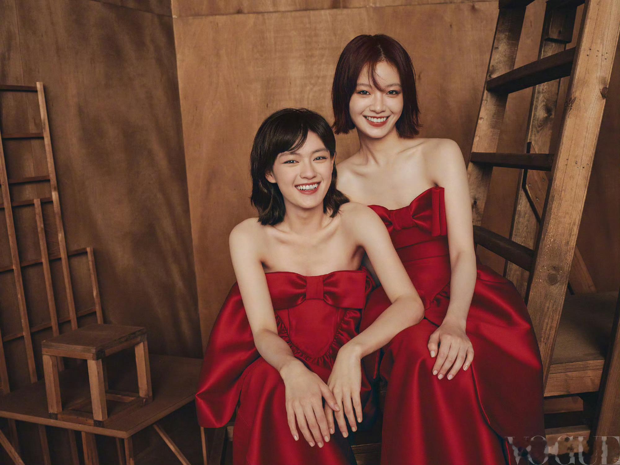 文淇李庚希VOGUE双人封 文淇李庚希VOGUE双人封🈶好权威的两张脸[期待]