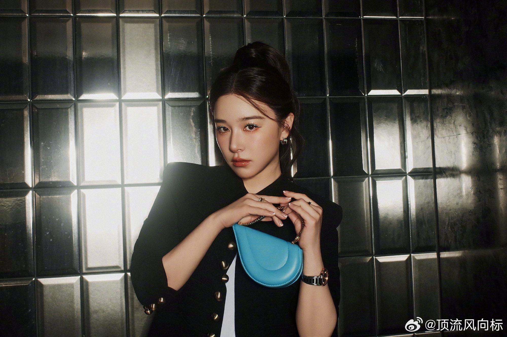 阚清子说人生就是用来体验的 阚清子人生态度也是相当通透了，活在当下好好体验才是对