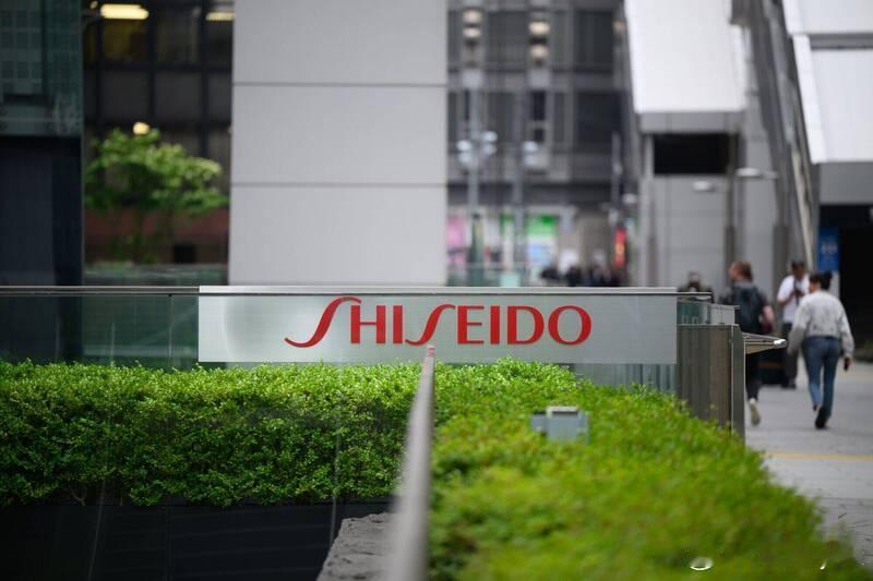 【暖心！日本大型化妆品公司为视障学生开设“引导式化妆”课程】海外新鲜事 日本《每