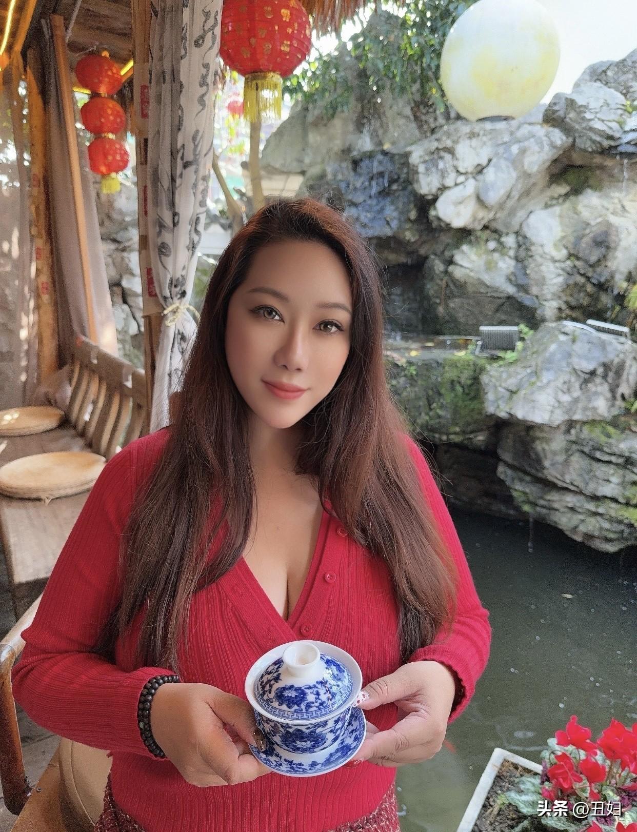 对于女人来说漂亮和才华哪个更重要才华是一种持久的竞争力，不会随时间消逝。