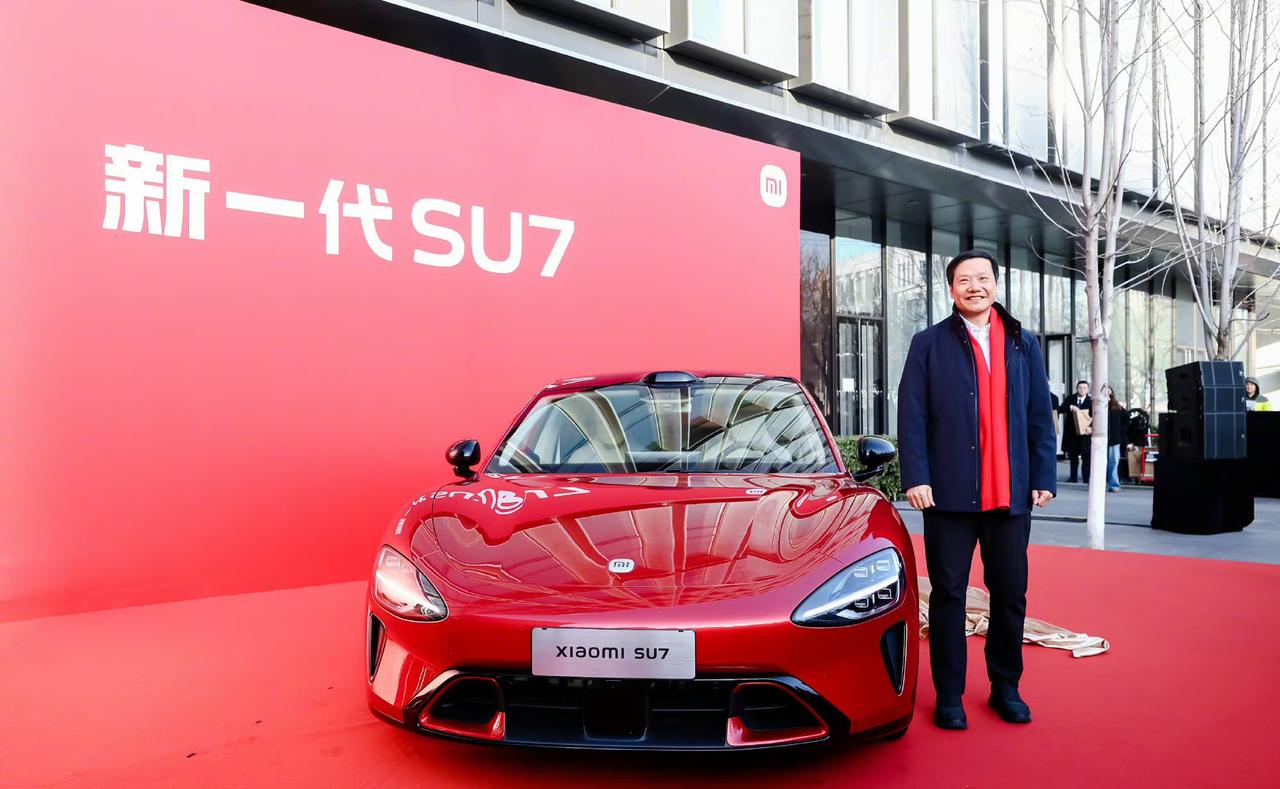 新一代小米SU7全新车色「赤霞红」
纯电 中大型轿车
752V/897V高压平台