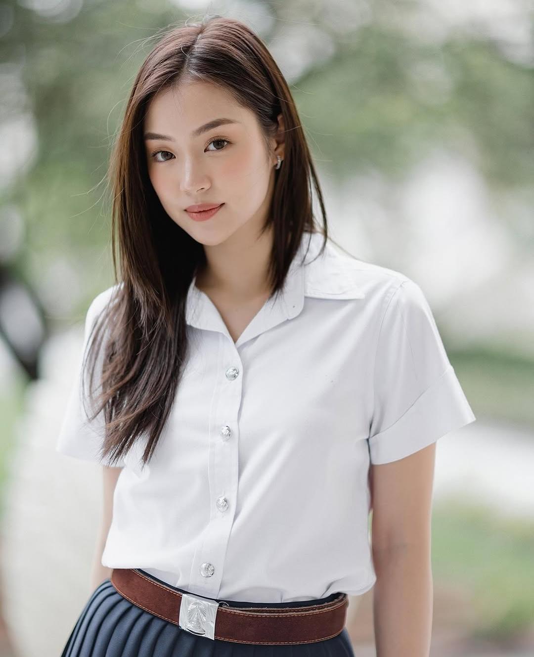 LenaMiu【爱的港湾】Miu 青春1。Miu的校园时期就很美 青春...