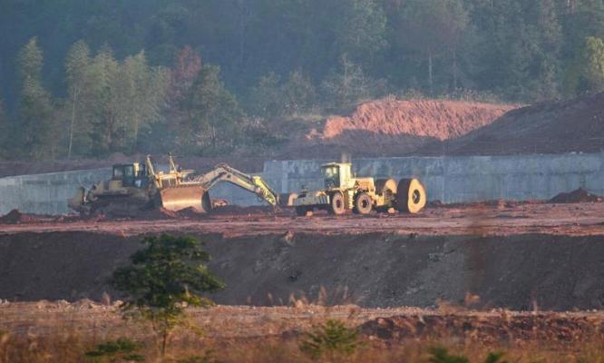 新加坡联合早报发文写道：“中日外交争端持续僵持，北京全方位高强度向日本施压，逼迫