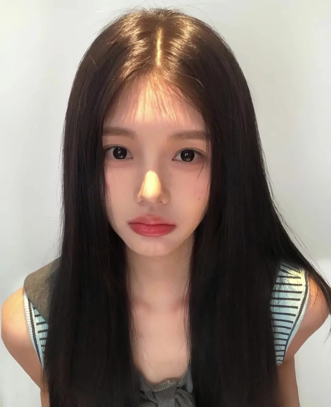 眼看你 看着我 看得那么暧昧