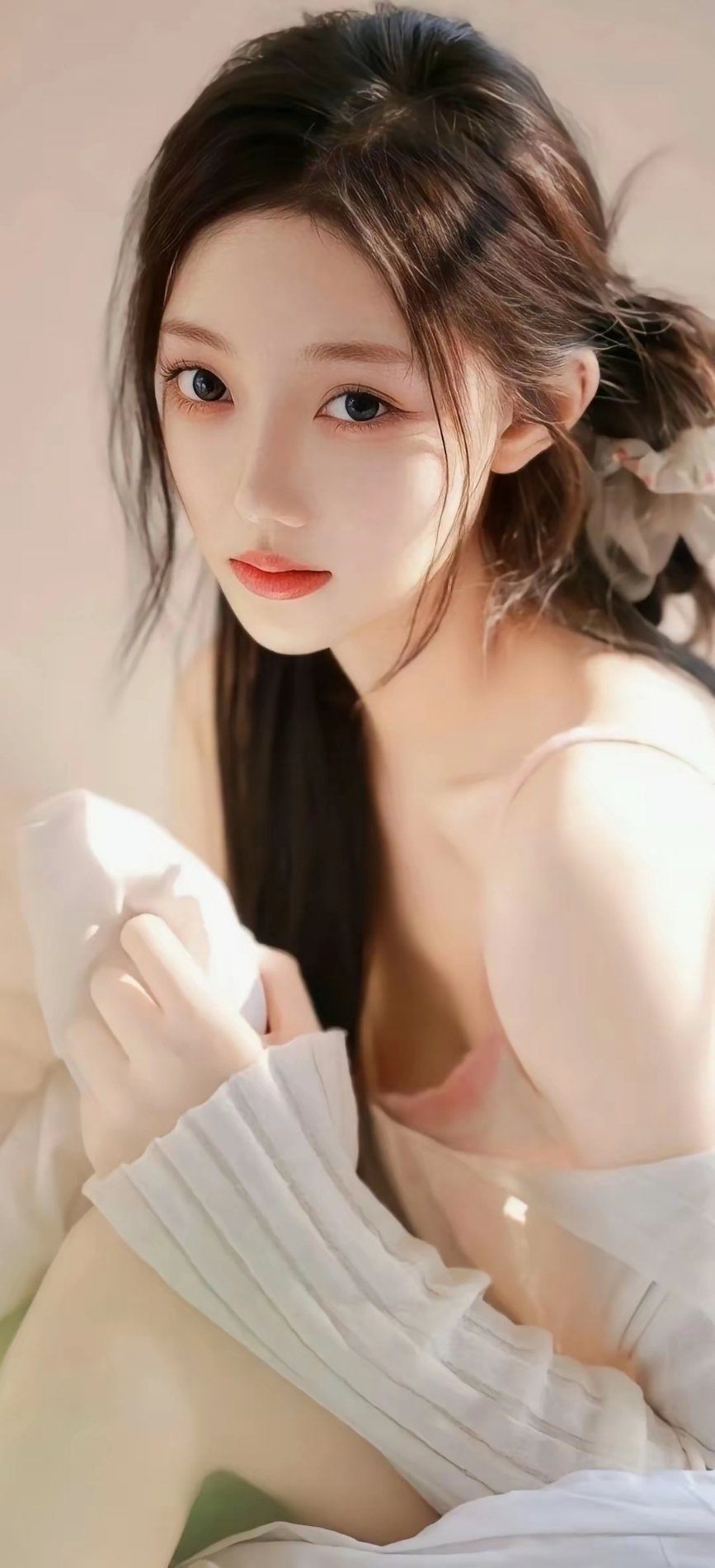 5月22日。星期五。沪深热门股票。温州红枫。前高附近。震荡整理。海昌新材。近期有