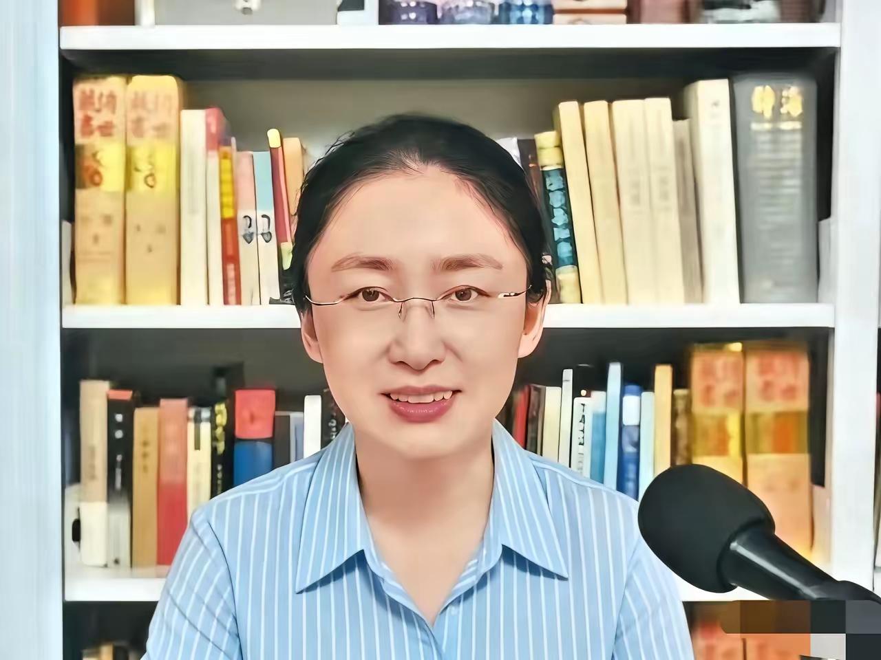 说真的，现在网上为各种事发声的不少，但咱们守规矩的老实人，反倒像是成了“沉默的大