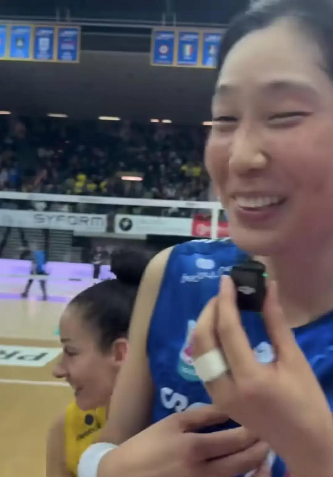 当欧洲球迷讨论世界第一主攻手时，他们不再只看本土球星了。
最新的意甲数据榜上，前