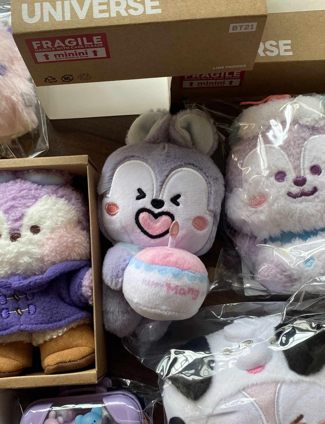 mang这个萌啊
爱心嘴攻击
bt21 mang 郑号锡