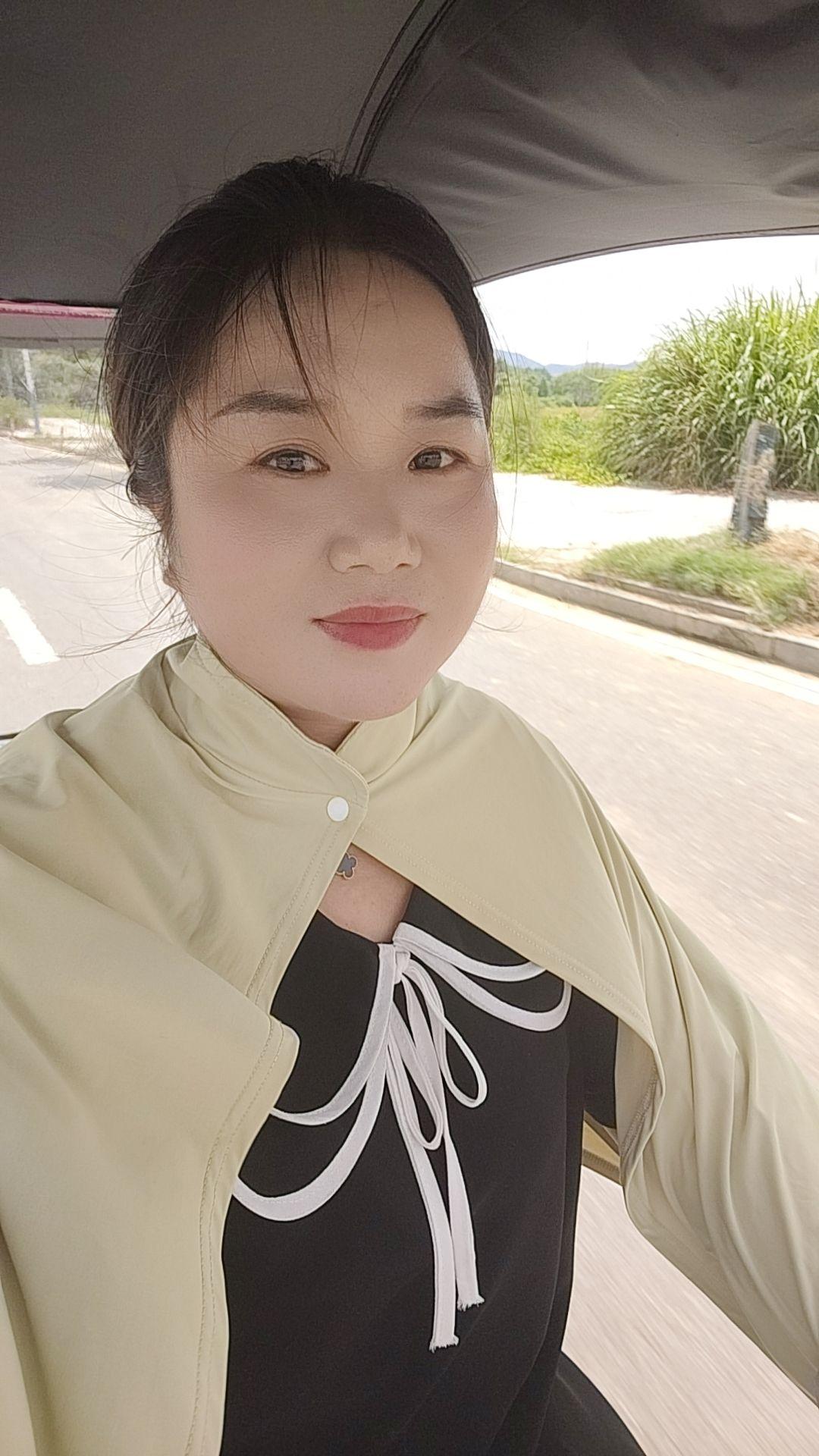 路上见识人间，途中认识自己