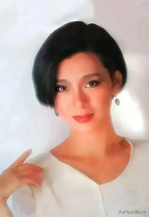 气质女星夏文汐组图分享