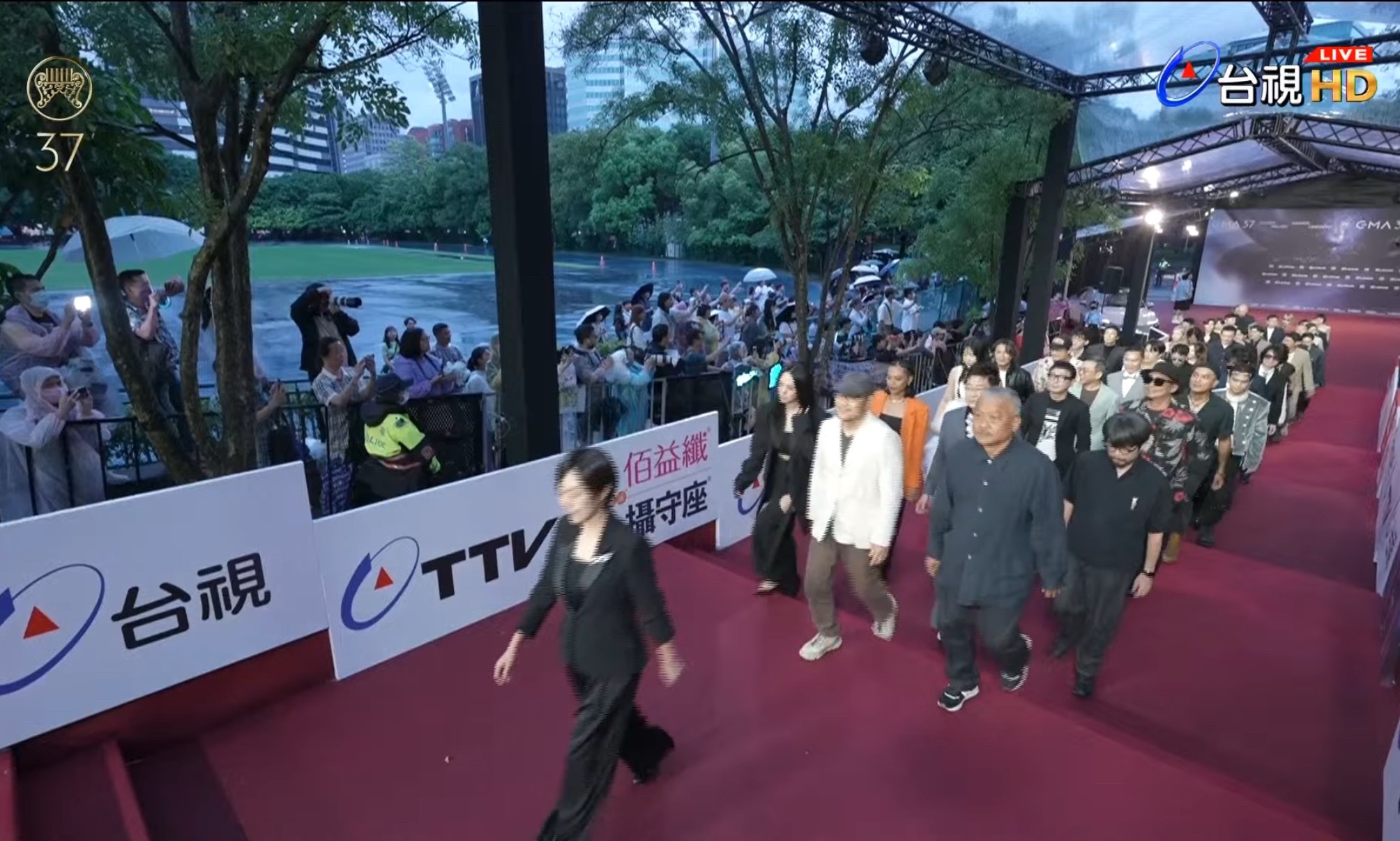 37届金曲奖评审团，今晚最容易挨骂的一群人 