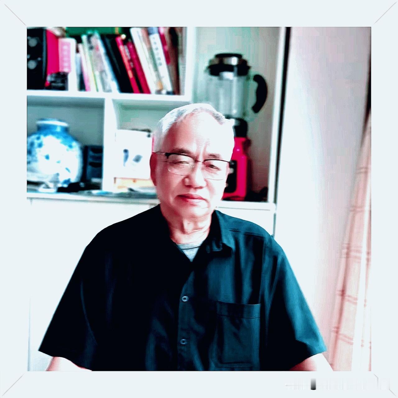 我觉得孩子确实得独立成长，过度接送真会阻碍他们独立性发展。就像我，49年的，上小