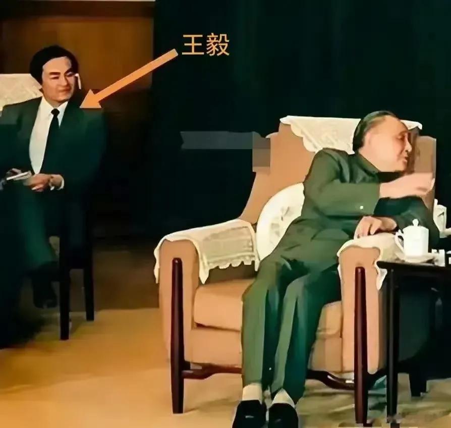 从小王到外长 ​​​