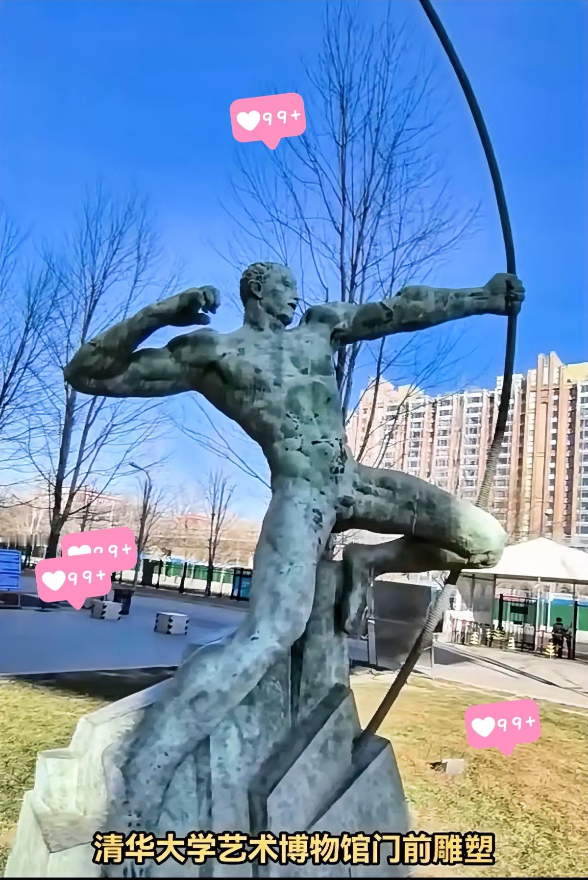 大连那个8米高的梦露像终于被拆了，

看着真膈应！

好好的东方大国地盘，非得弄