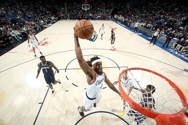 现在的情况是，快船已经被各种拿捏了，大洛的弱点实在是太明显了。特别到了下半场，体