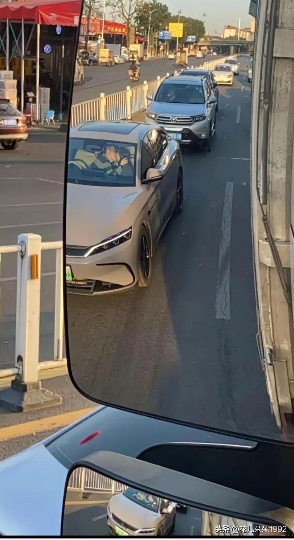 改革开放标兵：时间就是金钱，效率就是生命