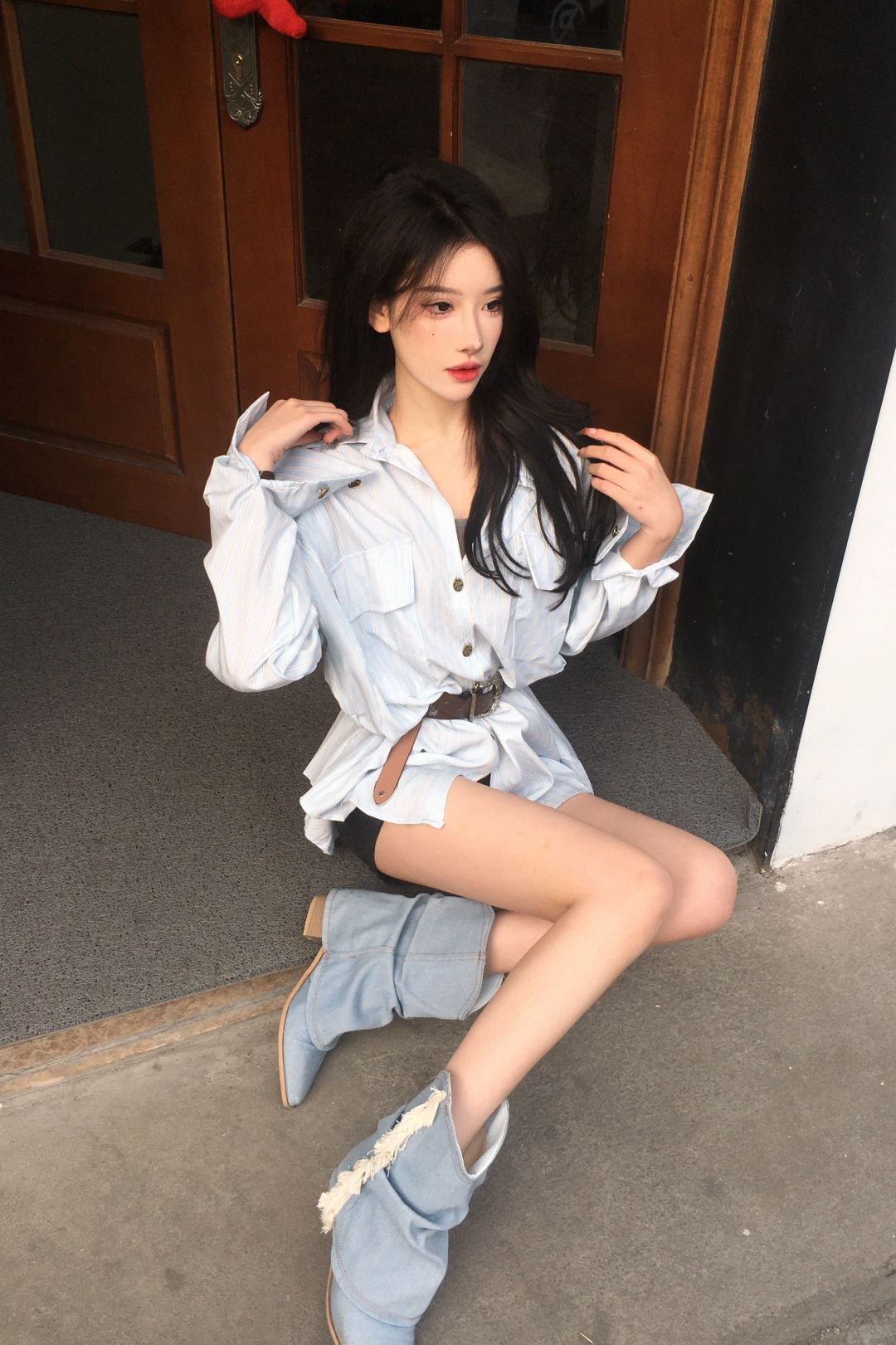 你跟她好吧 我不活了