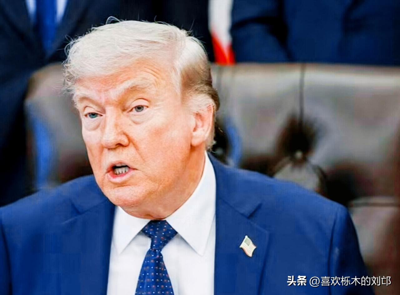美国居然替伊朗“说话”了？
特朗普认怂背后，这盘棋彻底变天

伊朗刚炸完美军基地